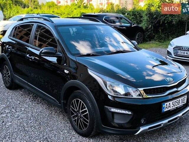Черный Киа Rio X-Line, объемом двигателя 1.59 л и пробегом 68 тыс. км за 16500 $, фото 2 на Automoto.ua