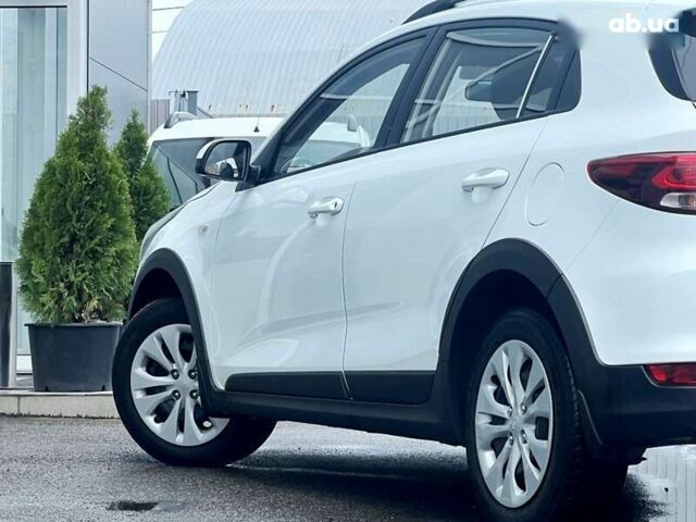 Кіа Rio X-Line, об'ємом двигуна 1.6 л та пробігом 99 тис. км за 13500 $, фото 8 на Automoto.ua