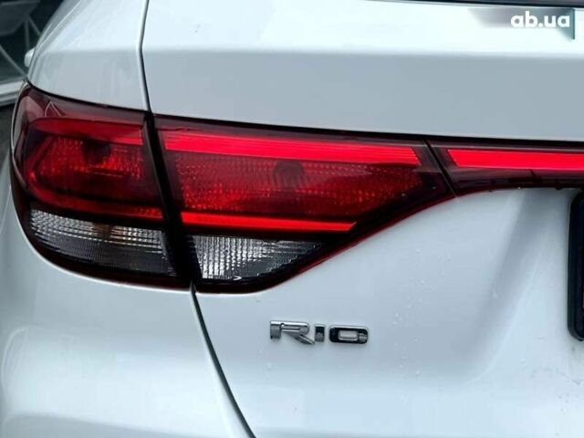 Кіа Rio X-Line, об'ємом двигуна 1.6 л та пробігом 99 тис. км за 13500 $, фото 12 на Automoto.ua
