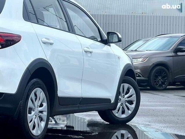 Кіа Rio X-Line, об'ємом двигуна 1.6 л та пробігом 99 тис. км за 13500 $, фото 9 на Automoto.ua