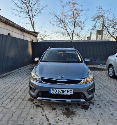 Сірий Кіа Rio X-Line, об'ємом двигуна 1.6 л та пробігом 98 тис. км за 13999 $, фото 6 на Automoto.ua