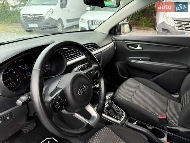 Сірий Кіа Rio X-Line, об'ємом двигуна 1.59 л та пробігом 85 тис. км за 11800 $, фото 17 на Automoto.ua