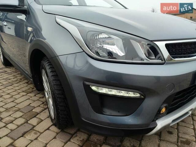 Серый Киа Rio X-Line, объемом двигателя 1.59 л и пробегом 22 тыс. км за 12950 $, фото 4 на Automoto.ua