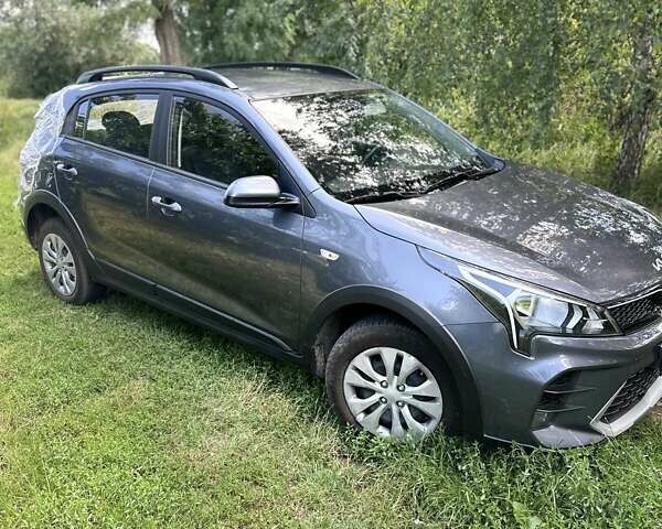 Серый Киа Rio X-Line, объемом двигателя 1.6 л и пробегом 46 тыс. км за 11400 $, фото 6 на Automoto.ua