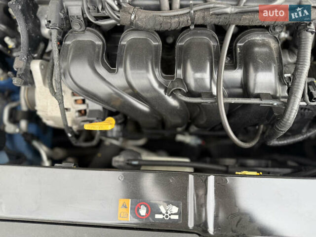 Синий Киа Rio X-Line, объемом двигателя 1.6 л и пробегом 107 тыс. км за 14900 $, фото 29 на Automoto.ua