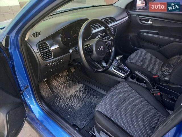 Синій Кіа Rio X-Line, об'ємом двигуна 1.59 л та пробігом 96 тис. км за 13800 $, фото 16 на Automoto.ua