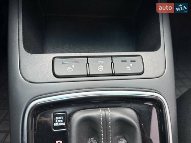 Синий Киа Rio X-Line, объемом двигателя 1.6 л и пробегом 107 тыс. км за 14900 $, фото 32 на Automoto.ua