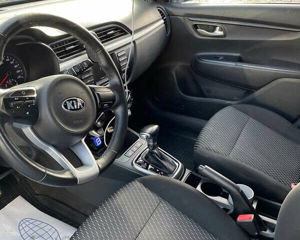 Синій Кіа Rio X-Line, об'ємом двигуна 1.6 л та пробігом 148 тис. км за 17100 $, фото 1 на Automoto.ua