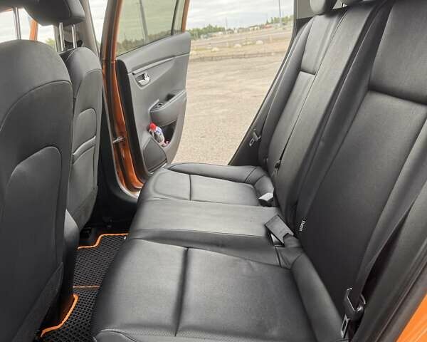 Оранжевый Киа Rio X-Line, объемом двигателя 1.6 л и пробегом 31 тыс. км за 18200 $, фото 42 на Automoto.ua