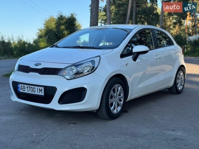 Білий Кіа Ріо, об'ємом двигуна 1.25 л та пробігом 128 тис. км за 6500 $, фото 2 на Automoto.ua