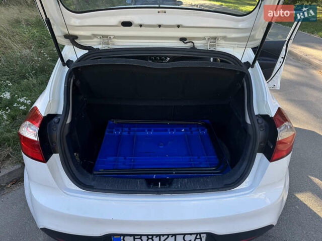 Белый Киа Рио, объемом двигателя 1.25 л и пробегом 172 тыс. км за 5999 $, фото 8 на Automoto.ua
