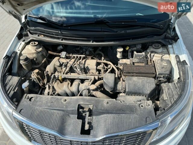 Белый Киа Рио, объемом двигателя 1.6 л и пробегом 173 тыс. км за 7200 $, фото 17 на Automoto.ua