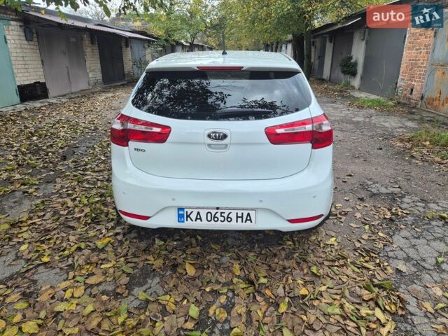 Білий Кіа Ріо, об'ємом двигуна 1.6 л та пробігом 127 тис. км за 8650 $, фото 6 на Automoto.ua