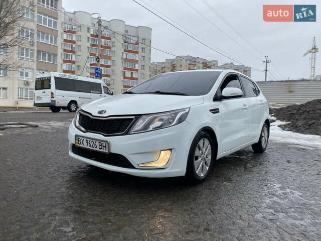 Белый Киа Рио, объемом двигателя 1.59 л и пробегом 210 тыс. км за 6700 $, фото 1 на Automoto.ua