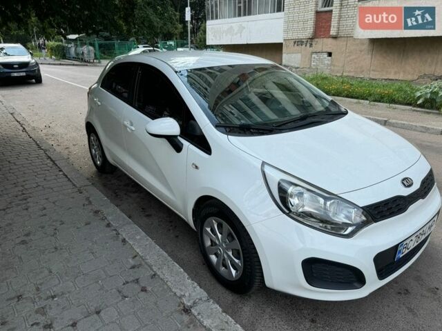 Белый Киа Рио, объемом двигателя 1.25 л и пробегом 144 тыс. км за 7000 $, фото 10 на Automoto.ua