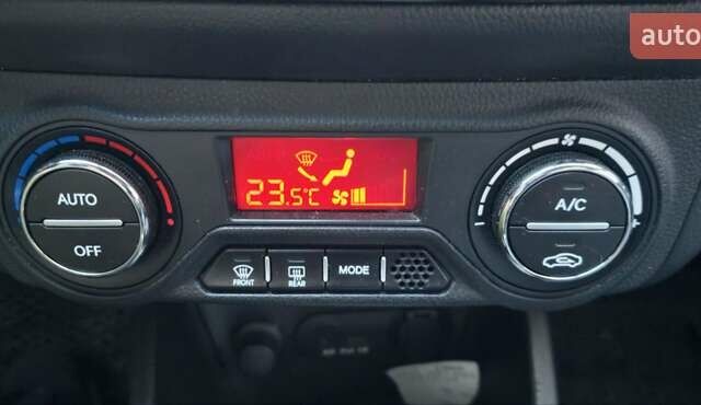 Белый Киа Рио, объемом двигателя 1.6 л и пробегом 138 тыс. км за 9400 $, фото 2 на Automoto.ua
