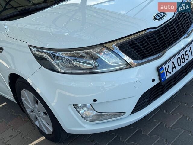 Белый Киа Рио, объемом двигателя 1.6 л и пробегом 138 тыс. км за 9500 $, фото 16 на Automoto.ua