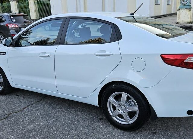 Белый Киа Рио, объемом двигателя 1.4 л и пробегом 105 тыс. км за 6300 $, фото 10 на Automoto.ua