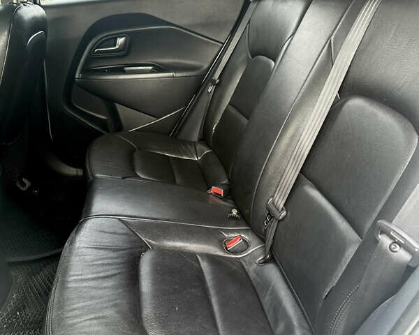 Білий Кіа Ріо, об'ємом двигуна 1.1 л та пробігом 330 тис. км за 6900 $, фото 16 на Automoto.ua