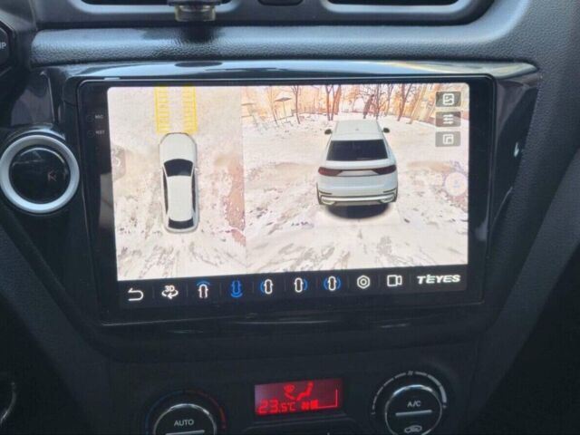 Белый Киа Рио, объемом двигателя 1.6 л и пробегом 138 тыс. км за 9400 $, фото 3 на Automoto.ua
