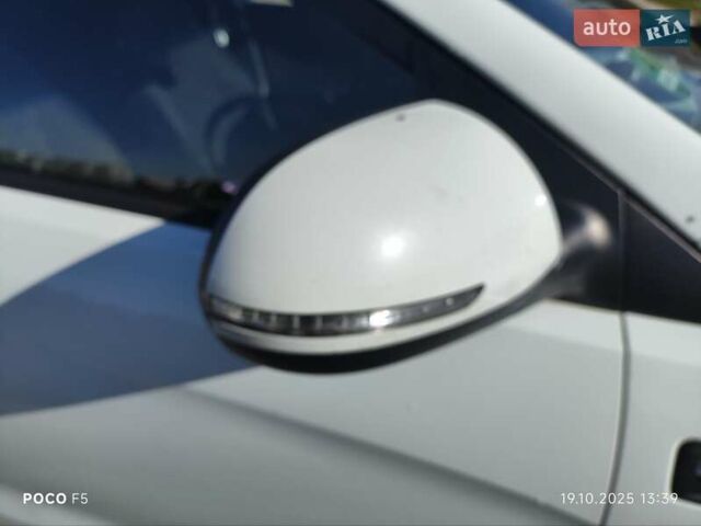 Белый Киа Рио, объемом двигателя 1.6 л и пробегом 114 тыс. км за 8300 $, фото 11 на Automoto.ua