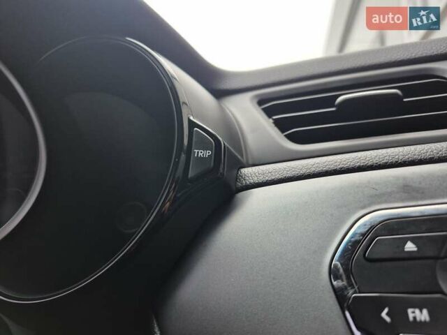 Білий Кіа Ріо, об'ємом двигуна 1.4 л та пробігом 132 тис. км за 8800 $, фото 32 на Automoto.ua