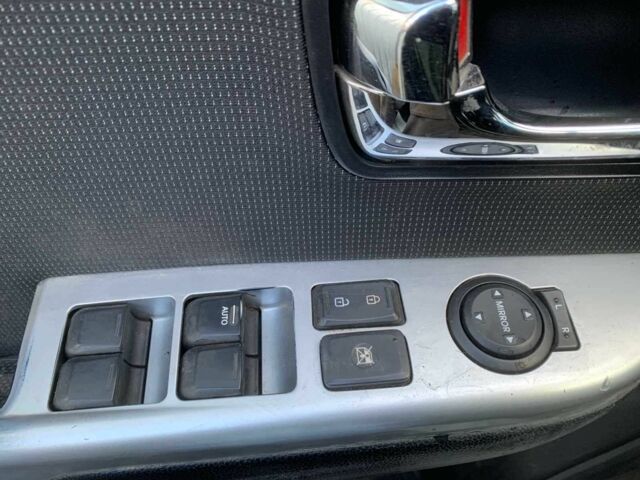 Білий Кіа Ріо, об'ємом двигуна 0 л та пробігом 170 тис. км за 2013 $, фото 6 на Automoto.ua