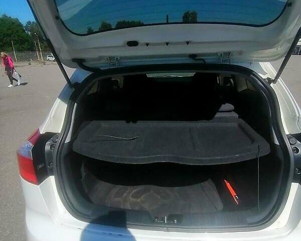 Белый Киа Рио, объемом двигателя 1.1 л и пробегом 80 тыс. км за 6200 $, фото 5 на Automoto.ua