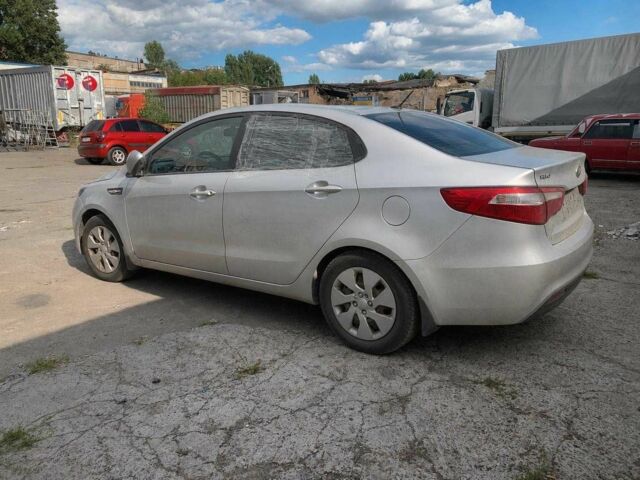 Белый Киа Рио, объемом двигателя 1.6 л и пробегом 170 тыс. км за 2006 $, фото 1 на Automoto.ua