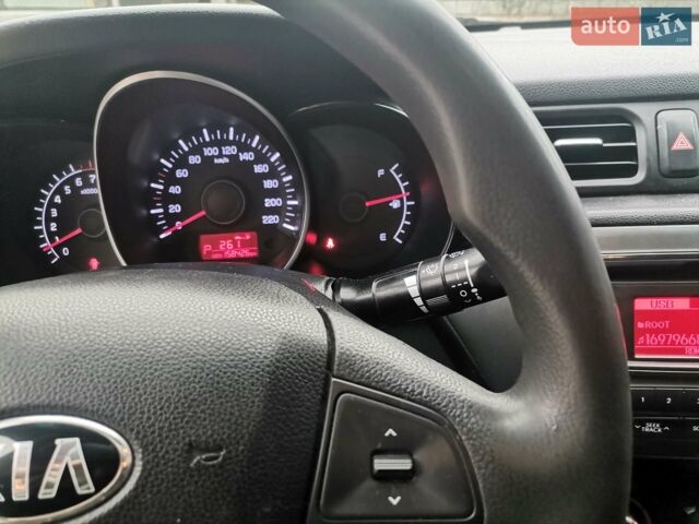 Белый Киа Рио, объемом двигателя 1.4 л и пробегом 159 тыс. км за 7000 $, фото 4 на Automoto.ua