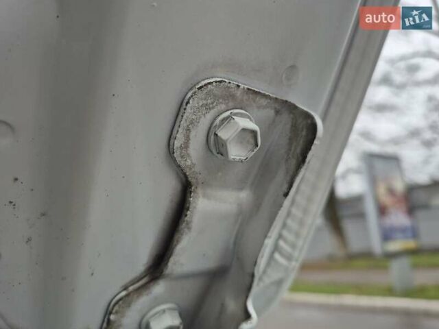 Білий Кіа Ріо, об'ємом двигуна 1.4 л та пробігом 132 тис. км за 8800 $, фото 65 на Automoto.ua