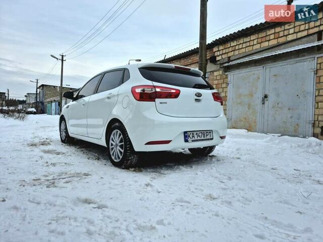 Білий Кіа Ріо, об'ємом двигуна 1.4 л та пробігом 132 тис. км за 8800 $, фото 12 на Automoto.ua