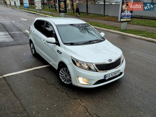 Белый Киа Рио, объемом двигателя 1.4 л и пробегом 132 тыс. км за 8999 $, фото 79 на Automoto.ua