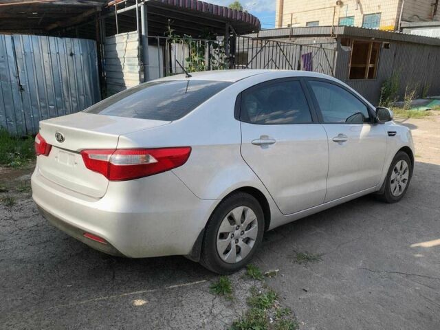 Белый Киа Рио, объемом двигателя 1.6 л и пробегом 170 тыс. км за 2006 $, фото 2 на Automoto.ua