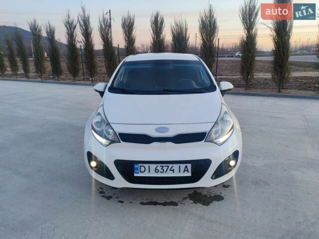 Белый Киа Рио, объемом двигателя 1.4 л и пробегом 299 тыс. км за 7200 $, фото 6 на Automoto.ua