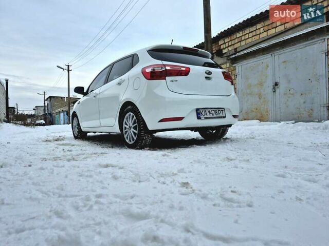 Білий Кіа Ріо, об'ємом двигуна 1.4 л та пробігом 132 тис. км за 8800 $, фото 13 на Automoto.ua