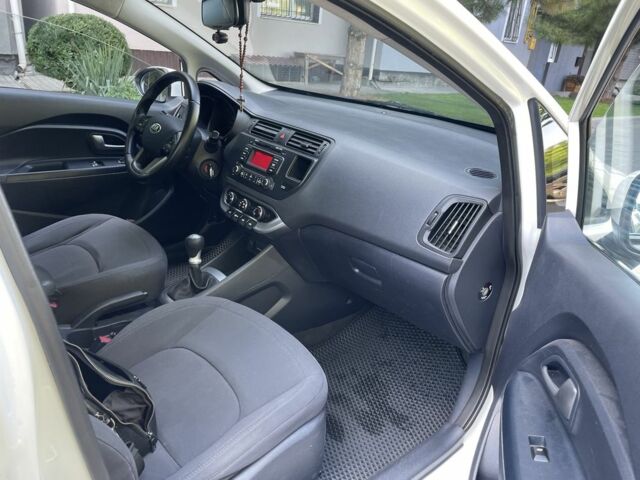 Белый Киа Рио, объемом двигателя 0 л и пробегом 127 тыс. км за 6999 $, фото 15 на Automoto.ua