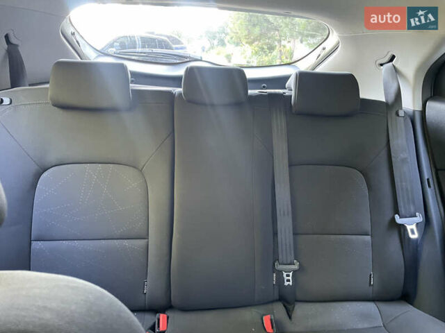 Белый Киа Рио, объемом двигателя 1.3 л и пробегом 127 тыс. км за 6999 $, фото 31 на Automoto.ua