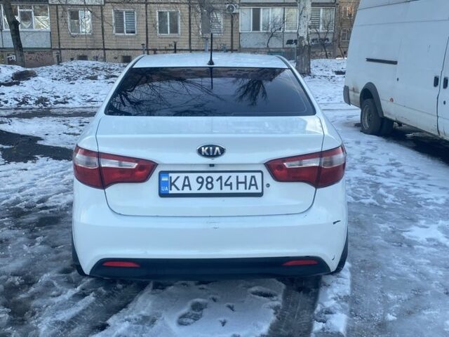 Белый Киа Рио, объемом двигателя 1.4 л и пробегом 184 тыс. км за 7200 $, фото 4 на Automoto.ua
