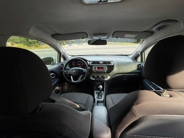 Білий Кіа Ріо, об'ємом двигуна 1.4 л та пробігом 95 тис. км за 8831 $, фото 2 на Automoto.ua