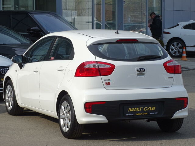 Белый Киа Рио, объемом двигателя 1.1 л и пробегом 72 тыс. км за 8900 $, фото 11 на Automoto.ua