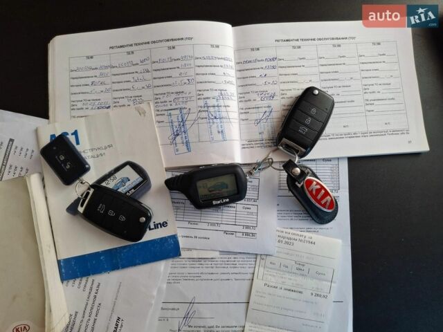 Белый Киа Рио, объемом двигателя 1.4 л и пробегом 78 тыс. км за 12345 $, фото 76 на Automoto.ua