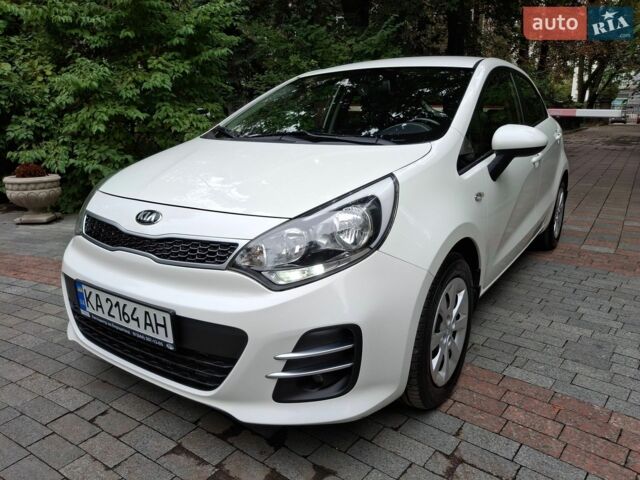 Белый Киа Рио, объемом двигателя 1.4 л и пробегом 78 тыс. км за 12345 $, фото 9 на Automoto.ua