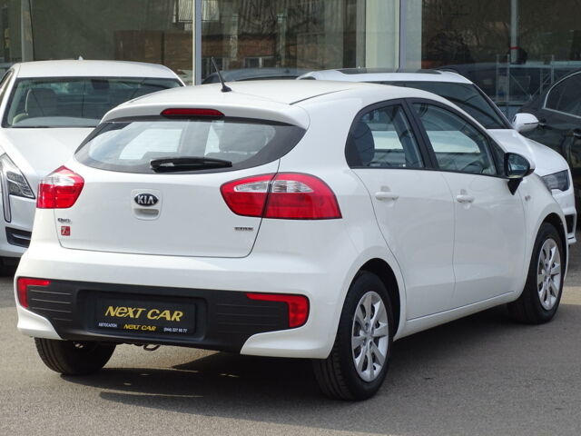 Белый Киа Рио, объемом двигателя 1.1 л и пробегом 72 тыс. км за 8900 $, фото 12 на Automoto.ua