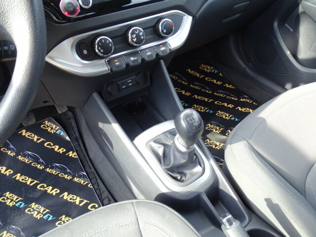 Белый Киа Рио, объемом двигателя 1.1 л и пробегом 72 тыс. км за 8900 $, фото 33 на Automoto.ua
