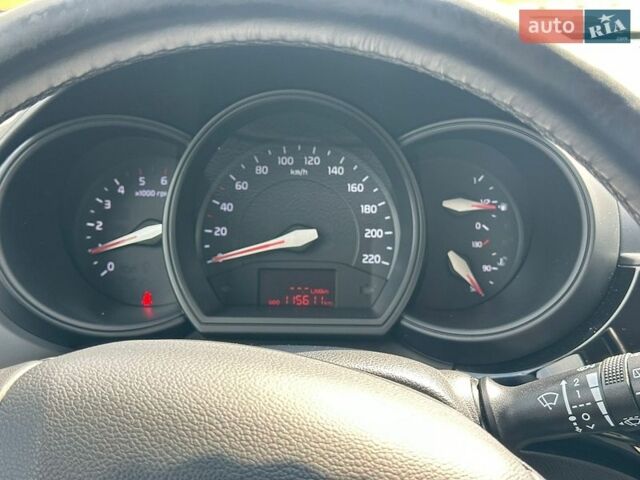Белый Киа Рио, объемом двигателя 1.4 л и пробегом 115 тыс. км за 7500 $, фото 26 на Automoto.ua