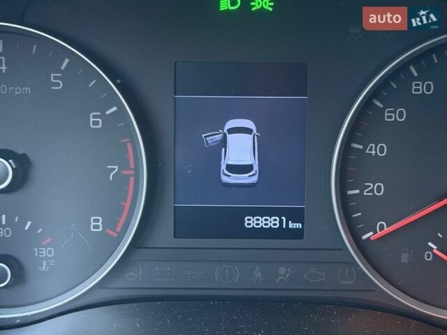 Білий Кіа Ріо, об'ємом двигуна 1.4 л та пробігом 89 тис. км за 13400 $, фото 44 на Automoto.ua