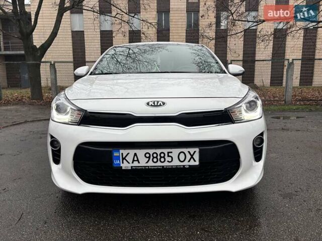 Белый Киа Рио, объемом двигателя 1.37 л и пробегом 40 тыс. км за 13990 $, фото 15 на Automoto.ua