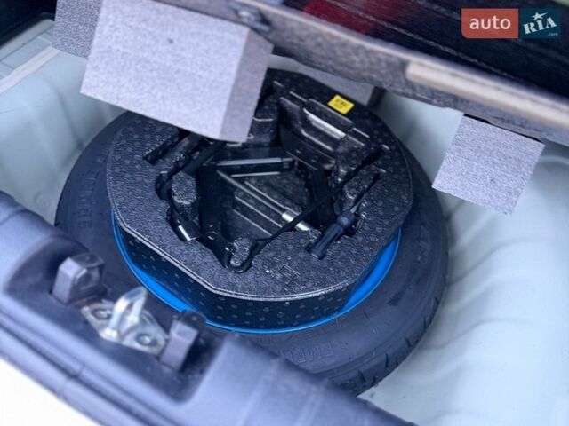 Білий Кіа Ріо, об'ємом двигуна 1.4 л та пробігом 89 тис. км за 13400 $, фото 40 на Automoto.ua