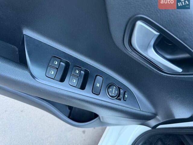 Белый Киа Рио, объемом двигателя 1.4 л и пробегом 89 тыс. км за 13500 $, фото 19 на Automoto.ua